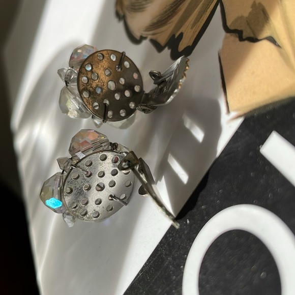 VINTAGE AB RHINESTONES CLIP BACK CLUSTER EARRINGS OLD HOLLYWOOD GLAMOUR - Picture 5 of 5